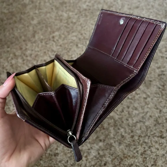 Coach Heritage Stripe Collection Wallet | Brown/Yellow interior - Picture 6 of 11